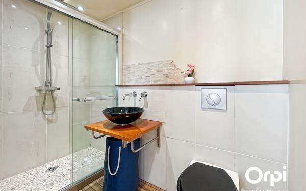 Maison à vendre    6 pièces • 145 m2 Fleurines