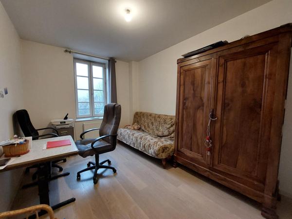 Cuisery - immeuble composé de 2 appartements