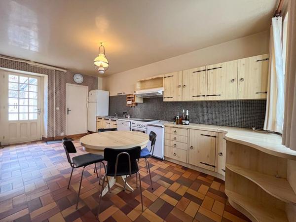 Maison Ecueille 15 pièce(s) 349 m2