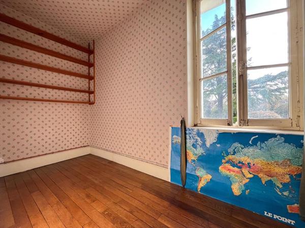 Maison Ecueille 15 pièce(s) 349 m2