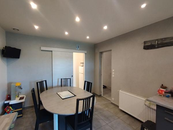 Grande Maison Familiale avec Piscine et Dépendances