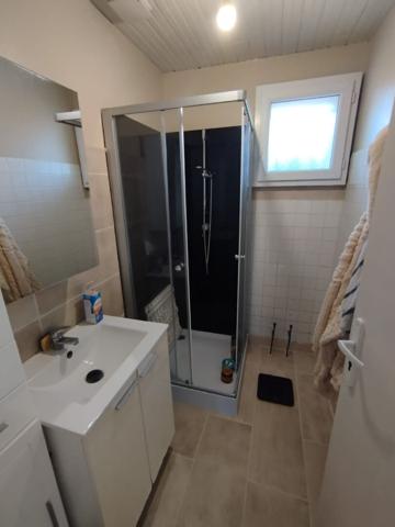 Grande Maison Familiale avec Piscine et Dépendances