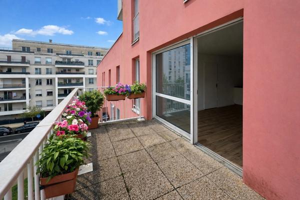 Appartement à vendre 3 pièces COLOMBES (92)68m²-2 chambres- balcon-parking