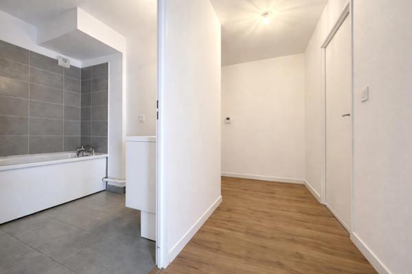 Appartement à vendre 3 pièces COLOMBES (92)68m²-2 chambres- balcon-parking