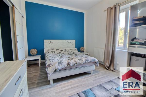 Maison Saint Montan 4 pièce(s) 120 m2