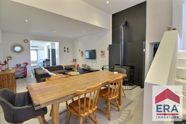 Maison Saint Montan 4 pièce(s) 120 m2