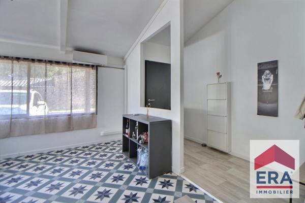 Maison Saint Montan 4 pièce(s) 120 m2