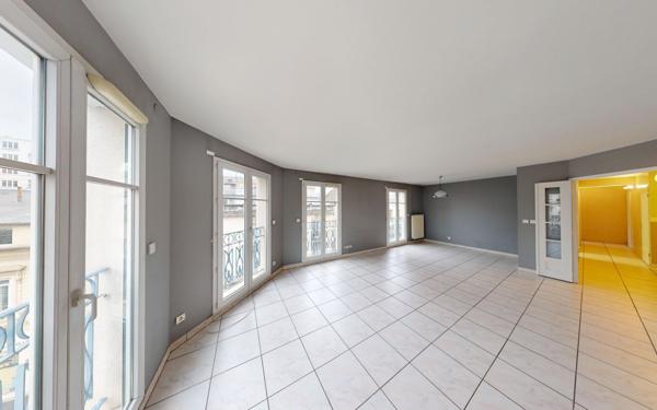 Appartement à louer    3 pièces • 98,92 m2 Saint-Étienne