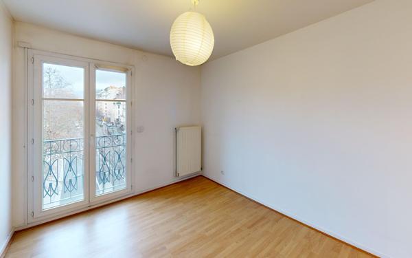 Appartement à louer    3 pièces • 98,92 m2 Saint-Étienne