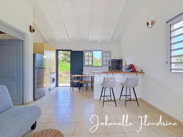 Maison individuelle 1 chambre, meublée avec jardin, terrasse – Les Abymes (Boisripeaux - Difort)