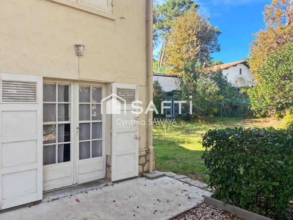 Appartement en RDC avec garage aux Abailles