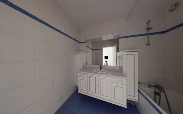 Appartement à vendre    2 pièces • 65,02 m2 Lyon 4