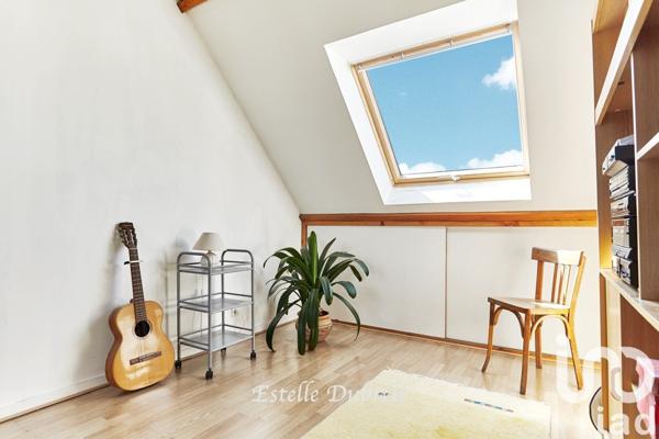 Maison 7 pièces de 127 m² à Montigny-le-Bretonneux (78180)