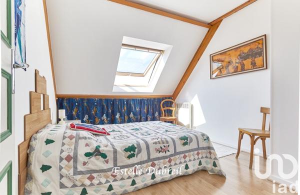 Maison 7 pièces de 127 m² à Montigny-le-Bretonneux (78180)