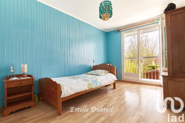 Maison 7 pièces de 127 m² à Montigny-le-Bretonneux (78180)