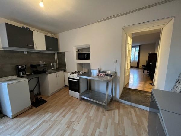 Maison à vendre |  Bourganeuf |  4 pièces | 106 m²