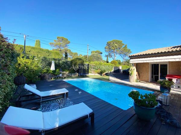 Mougins charmante maison 5 pièces avec piscine et beaux espaces extérieurs