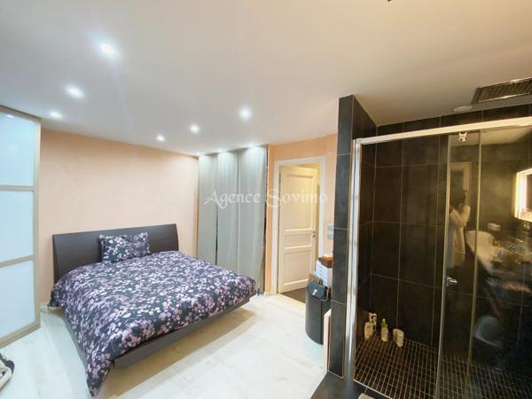 Mougins charmante maison 5 pièces avec piscine et beaux espaces extérieurs