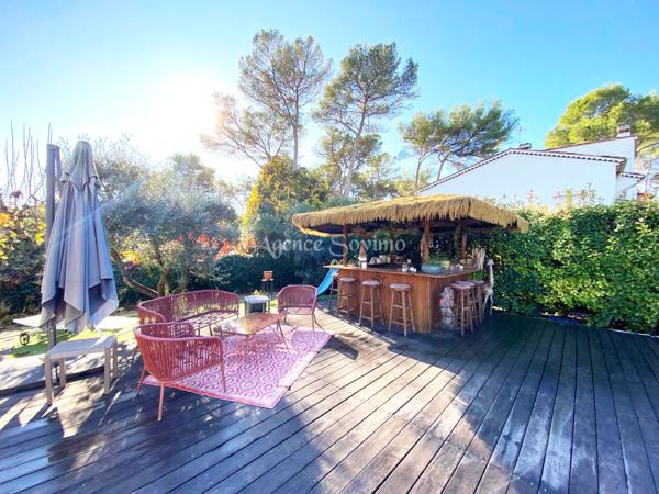Mougins charmante maison 5 pièces avec piscine et beaux espaces extérieurs