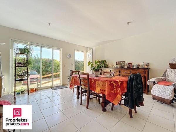 Centre ville  - Appartement  RDC 65 m2 avec JARDIN et PARKING PRIVÉ