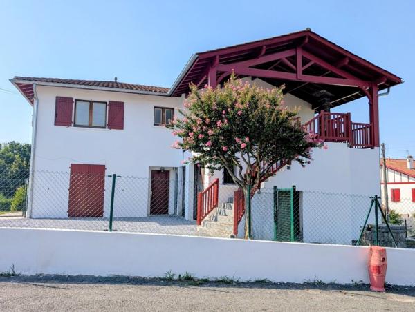 Vente / Appartement T4 à Ascain (64310)