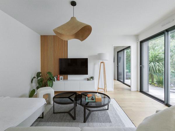 Maison contemporaine de 2022 à vendre dans le quartier prisé des Fontenelles à Murs Érigné - 4 chambres et vie de plain pied proche commodités