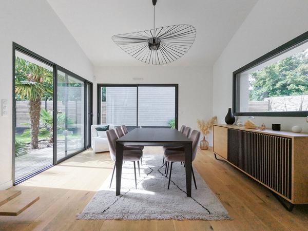 Maison contemporaine de 2022 à vendre dans le quartier prisé des Fontenelles à Murs Érigné - 4 chambres et vie de plain pied proche commodités