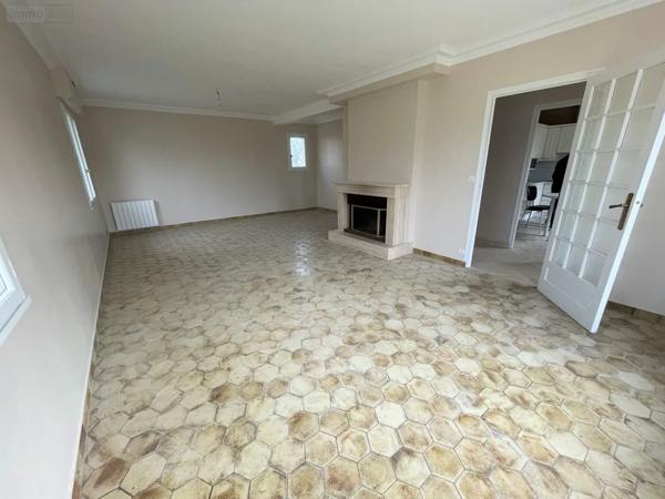 Location - Maison La Guerche-de-Bretagne 35130 4 pièces 85 m 2 1000 m 2