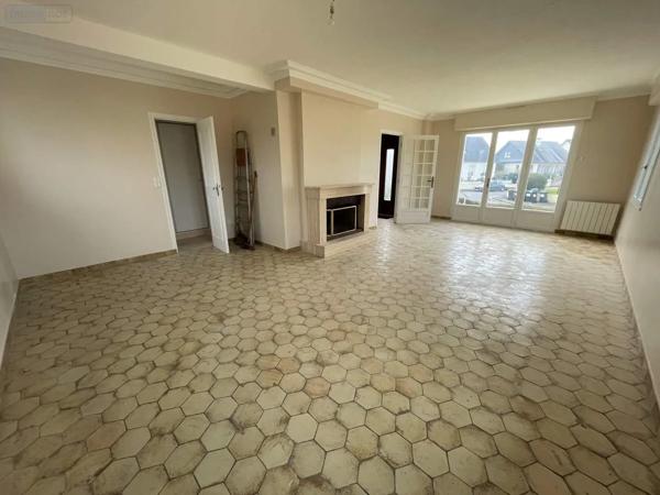 Location - Maison La Guerche-de-Bretagne 35130 4 pièces 85 m 2 1000 m 2