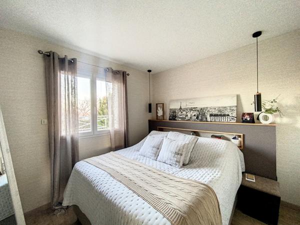 Maison a vendre FRONTON 3 chambres et un bureau, double garage, piscine