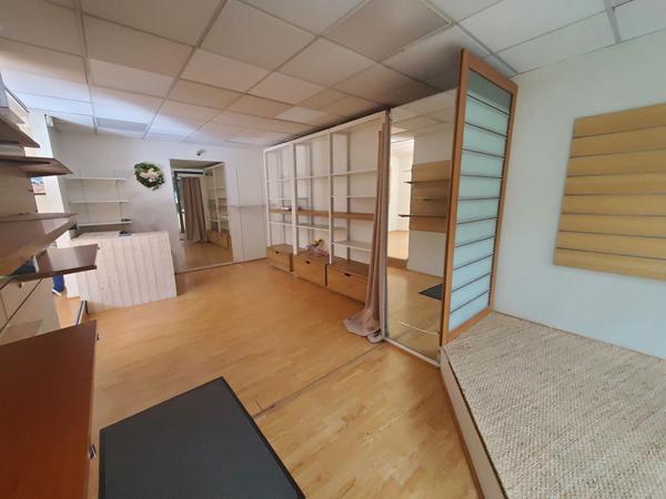 Local commercial Tours