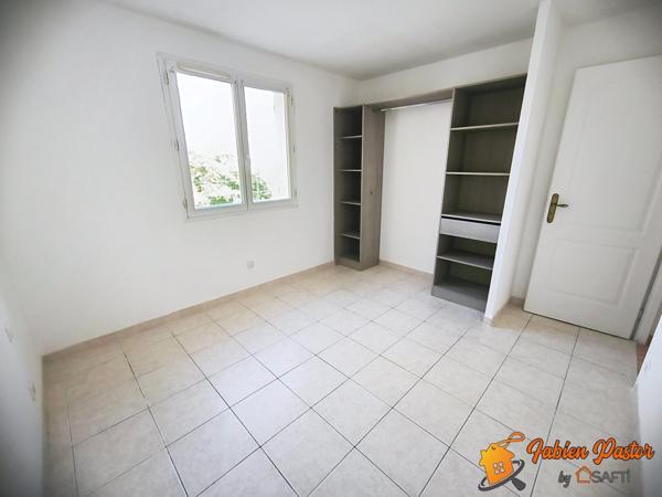 Maison plain-pied 4 pièces 4 faces libres