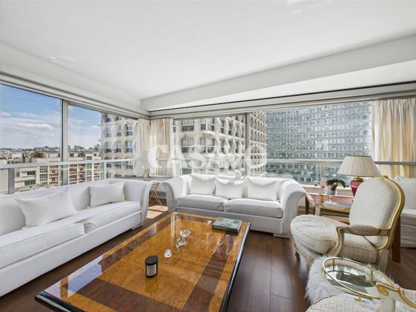 Vente Appartement 5 pièces de 108m² - 75015 Paris
