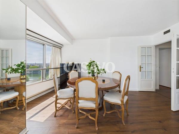 Vente Appartement 5 pièces de 108m² - 75015 Paris