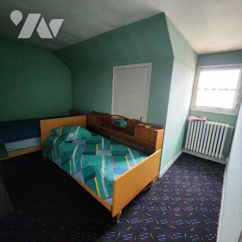 Maison familiale des années 60 – 175 m² – À rénover – Fort potentiel