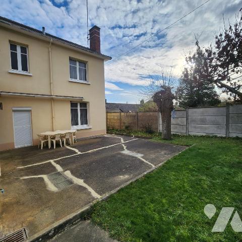 Maison familiale des années 60 – 175 m² – À rénover – Fort potentiel