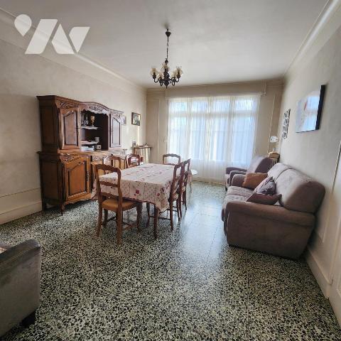 Maison familiale des années 60 – 175 m² – À rénover – Fort potentiel