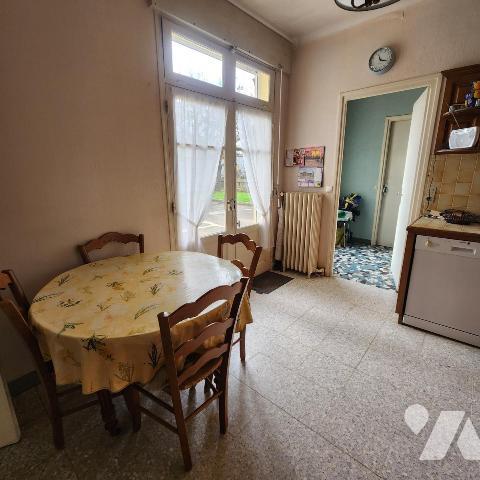 Maison familiale des années 60 – 175 m² – À rénover – Fort potentiel