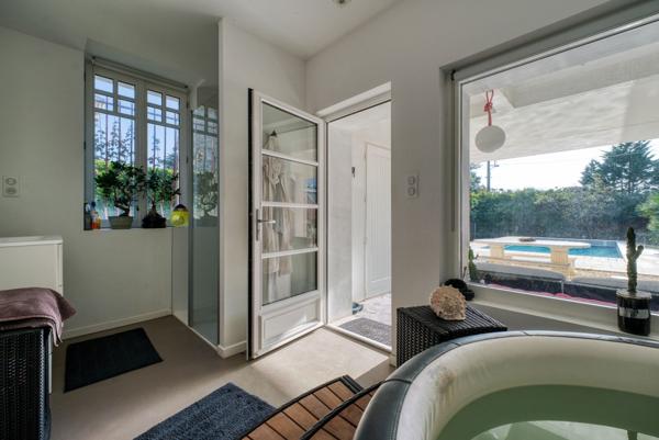 VILLA STYLE BASQUE A ROYAN A 200 M DE LA PLAGE