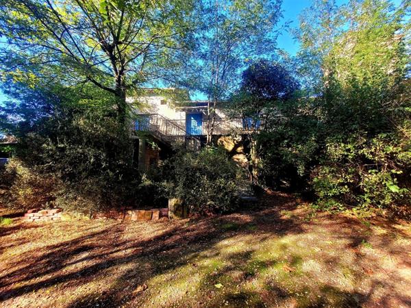 Propriete à vendre 5 pièces et 990 m² d'annexes SAINT CHRISTOL LES ALES (30)