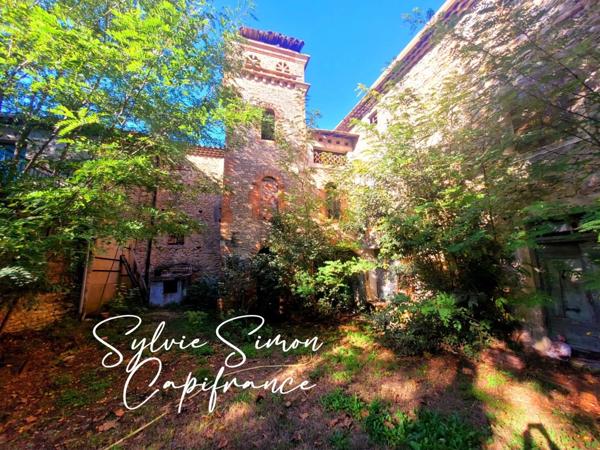 Propriete à vendre 5 pièces et 990 m² d'annexes SAINT CHRISTOL LES ALES (30)