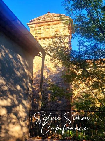 Propriete à vendre 5 pièces et 990 m² d'annexes SAINT CHRISTOL LES ALES (30)