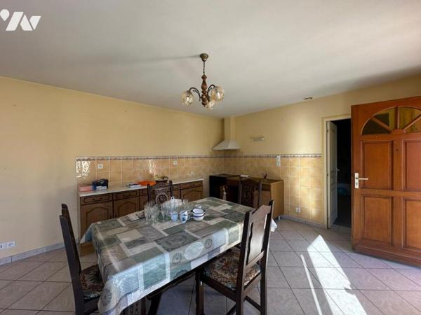A VENDRE Reguiny Maison avec garage et jardin 
