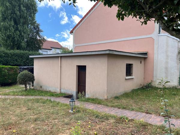 MAISON 60 M2 + STUDIO 22 M2 TERRAIN 600 m2