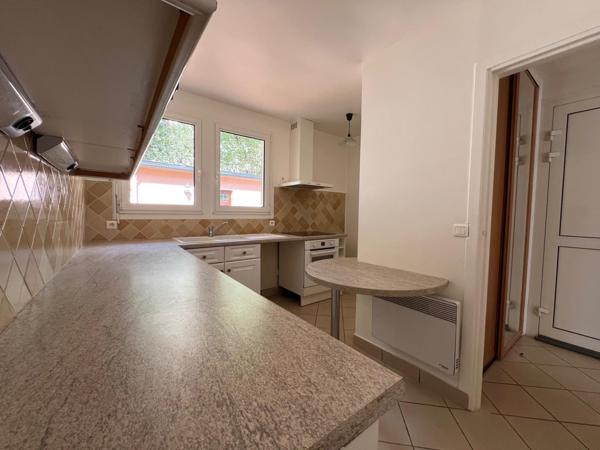 MAISON 60 M2 + STUDIO 22 M2 TERRAIN 600 m2