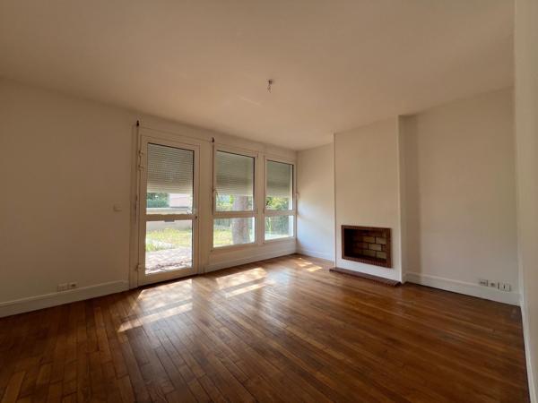 MAISON 60 M2 + STUDIO 22 M2 TERRAIN 600 m2