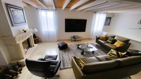 Maison d'architecte vue mer avec piscine