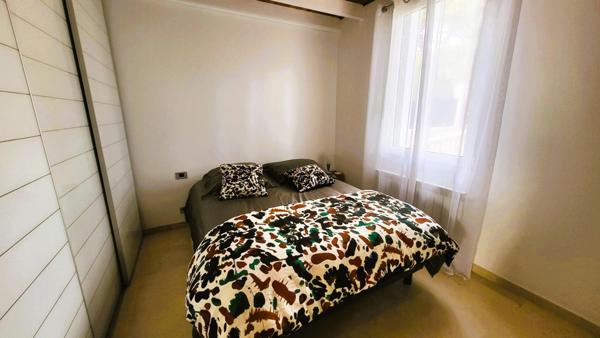 Maison d'architecte vue mer avec piscine