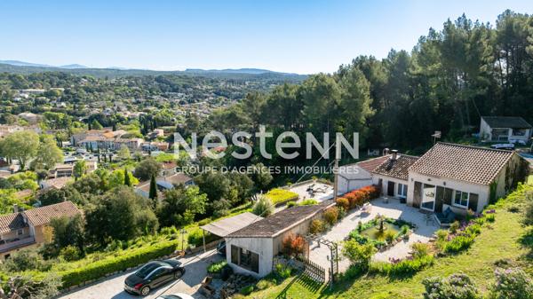 À VENDRE À TRANS-EN-PROVENCE PROPRIÉTÉ d'environ 152 m² sur 7000 m² de terrain paysagé avec PISCINE