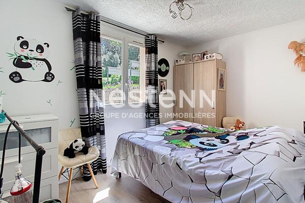 À VENDRE À TRANS-EN-PROVENCE PROPRIÉTÉ d'environ 152 m² sur 7000 m² de terrain paysagé avec PISCINE